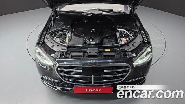 Mercedes-Benz S-Class 2022 — ფოტო 6/20