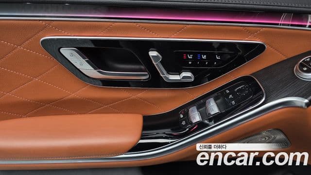 Mercedes-Benz S-Class 2022 — ფოტო 13/20