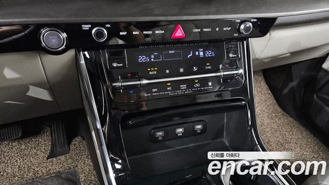 Kia Carnival 2020 — Фото 18/20