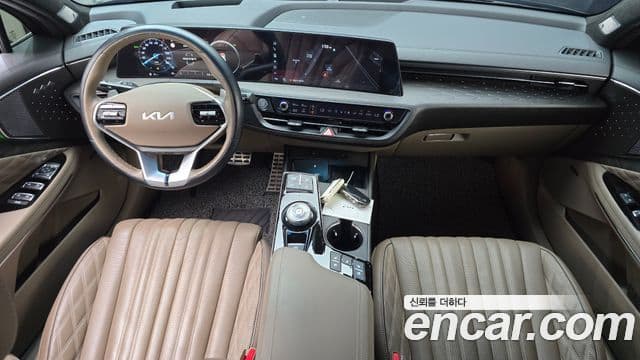 Kia K8 2023 — ფოტო 7/20