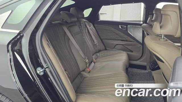 Kia K8 2023 — ფოტო 11/20