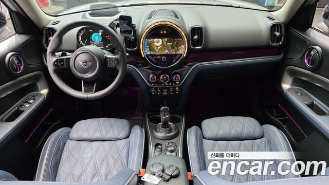 Mini Cooper S Countryman 2023 — Фото 7/20