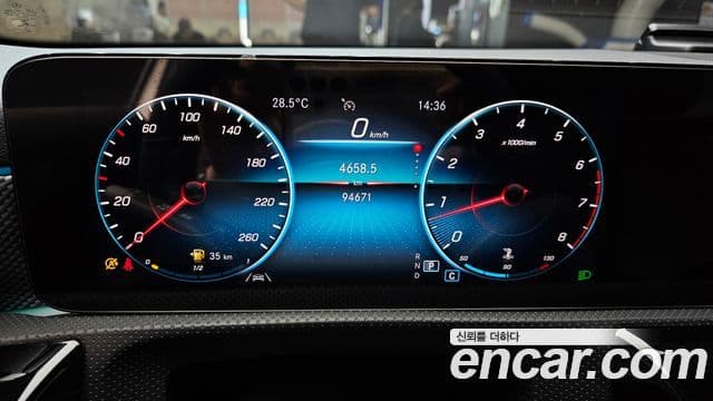 Mercedes-Benz A-Class 2022 — Şəkil 8/20