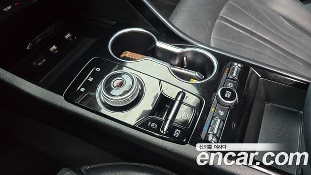 Kia K5 2020 — Şəkil 9/20