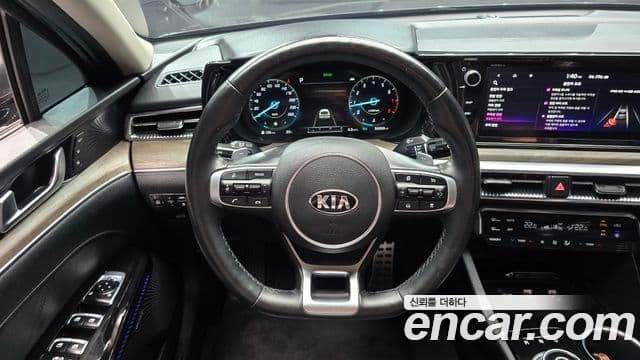 Kia K5 2020 — Şəkil 13/20