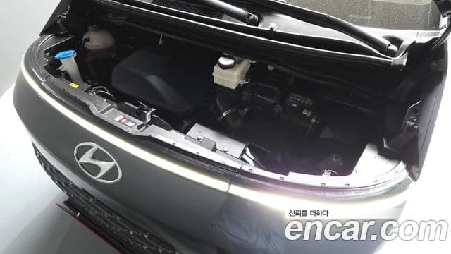 Hyundai Staria 2022 — Фото 6/20