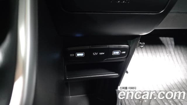 Hyundai Staria 2022 — Фото 12/20