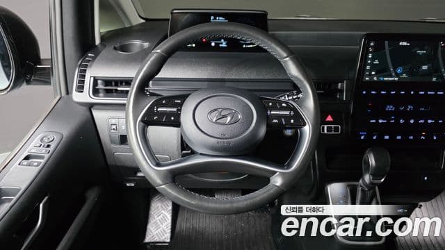 Hyundai Staria 2022 — Фото 14/20