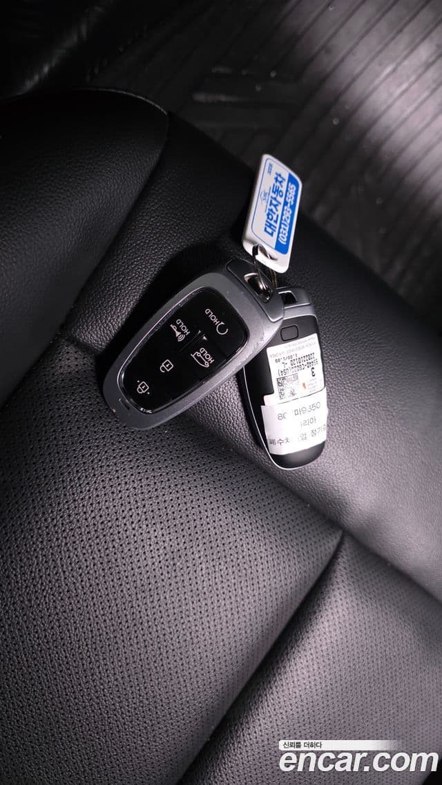 Hyundai Staria 2022 — Фото 16/20