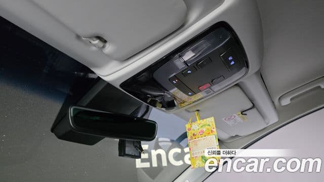 Hyundai Staria 2022 — Фото 20/20