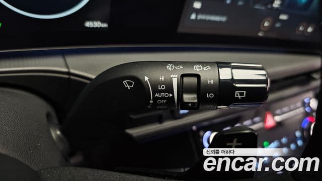 Hyundai Santa Fe 2025 — Şəkil 6/36