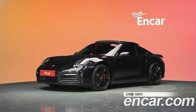 Porsche 911 2020 — ფოტო 1/20