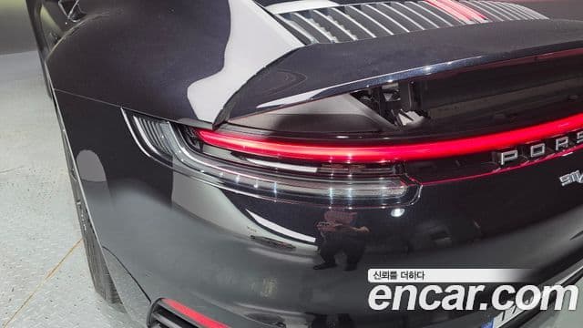 Porsche 911 2020 — ფოტო 7/31