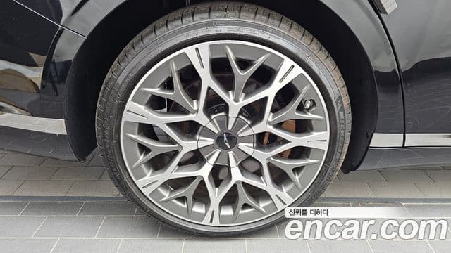 Genesis G90 2025 — ფოტო 4/20