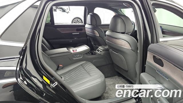 Genesis G90 2025 — ფოტო 12/20