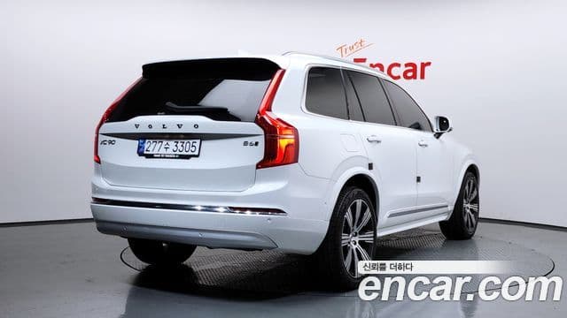 Volvo XC90 2022 — Фото 2/20