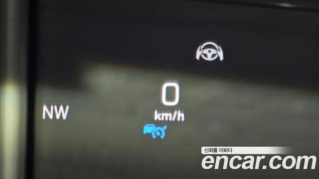 Mercedes-Benz E-Class 2020 — ფოტო 18/20