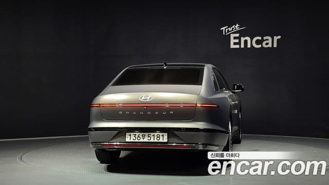Hyundai Grandeur 2023 — ფოტო 4/20