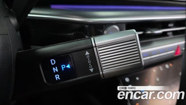 Hyundai Grandeur 2023 — ფოტო 9/20