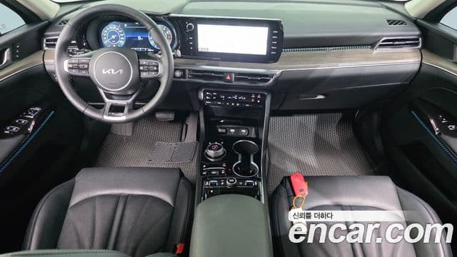 Kia K5 2023 — ფოტო 7/20