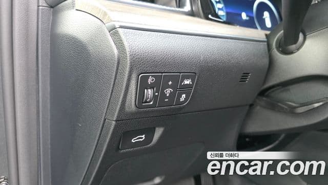 Kia K5 2023 — ფოტო 11/20