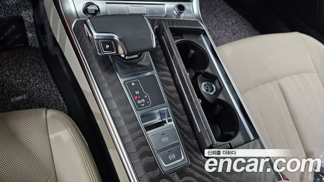 Audi A6 2023 — Şəkil 9/20
