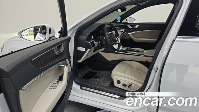 Audi A6 2023 — Şəkil 10/20