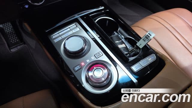 Genesis Electrified G80 2023 — Şəkil 9/20