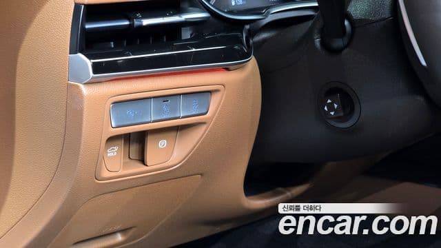 Genesis Electrified G80 2023 — Şəkil 15/20