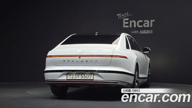 Hyundai Grandeur 2023 — Şəkil 4/20