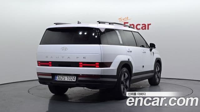 Hyundai Santa Fe 2024 — ფოტო 2/20