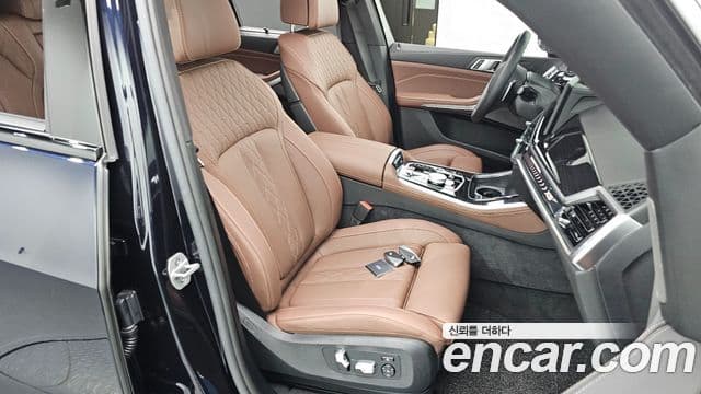 BMW X5 2025 — Фото 10/20