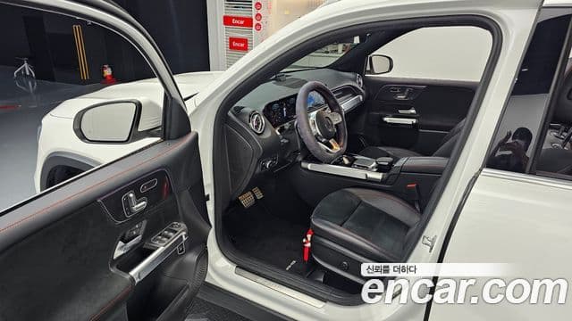 Mercedes-Benz GLB-Class 2021 — ფოტო 10/20