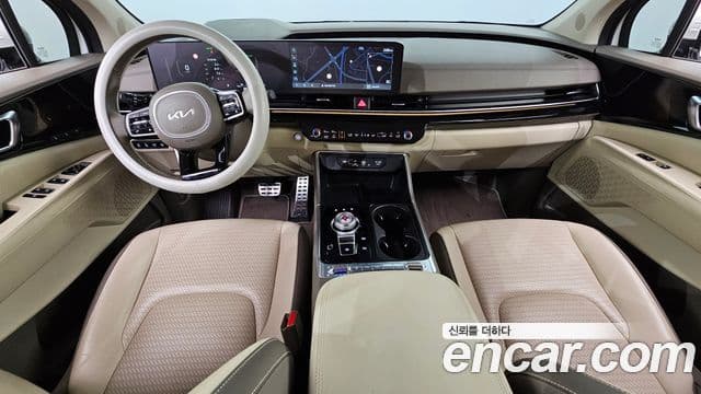 Kia Carnival 2024 — Şəkil 7/20