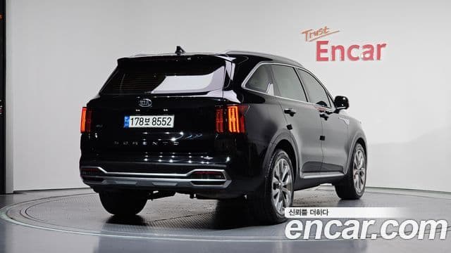 Kia Sorento 2020 — Фото 2/20