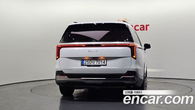 Kia Carnival 2025 — Şəkil 4/20