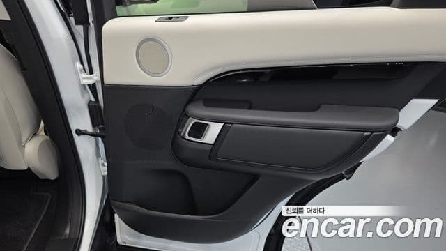 Land Rover Discovery 5 2024 — Şəkil 13/33