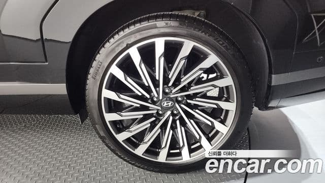 Hyundai Santa Fe 2024 — Photo 10/38