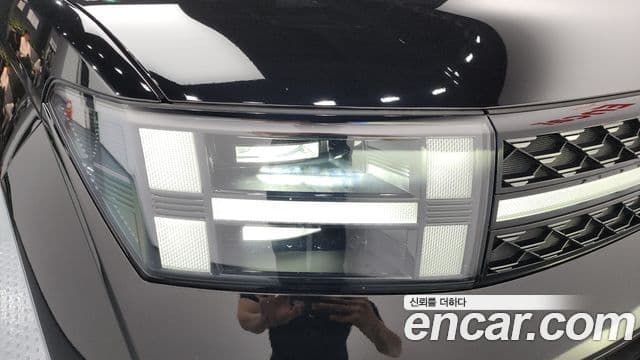 Hyundai Santa Fe 2024 — Photo 8/38