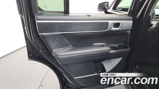 Hyundai Santa Fe 2024 — Photo 18/38