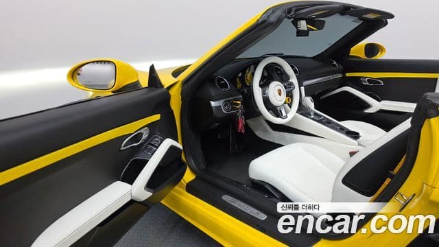 Porsche 718 Boxster 2018 — ფოტო 10/20