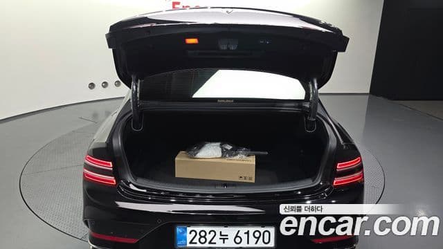 Genesis Electrified G80 2026 — фото 20 из 20