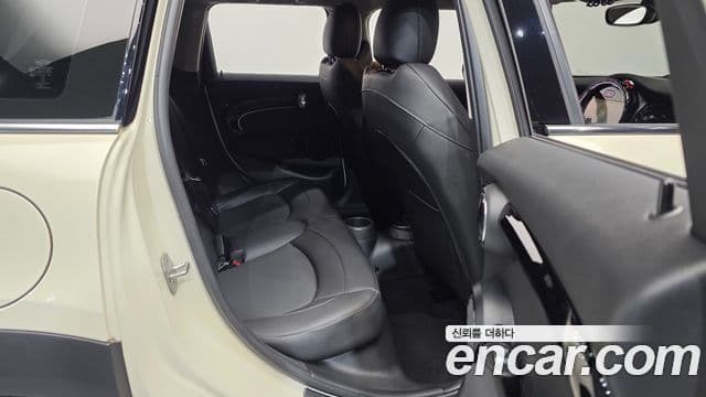 Mini Cooper 2022 — ფოტო 12/20