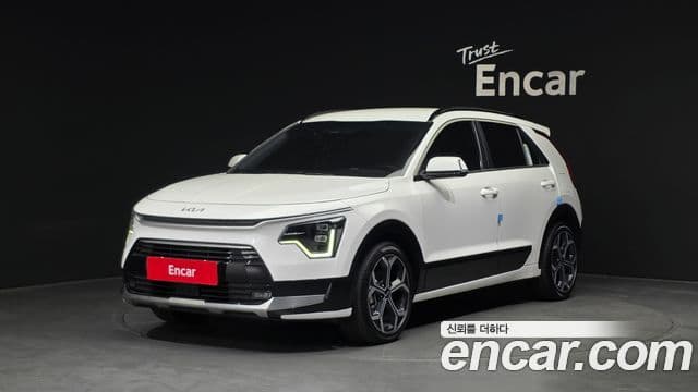 Kia Niro 2025 — ფოტო 1/20
