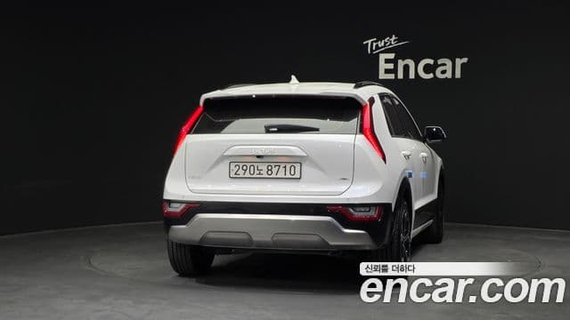 Kia Niro 2025 — ფოტო 4/20
