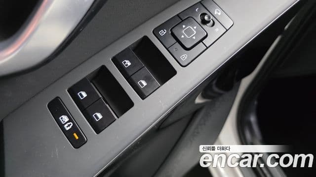 Kia Niro 2025 — ფოტო 13/20