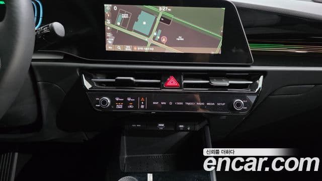 Kia Niro 2025 — ფოტო 18/20