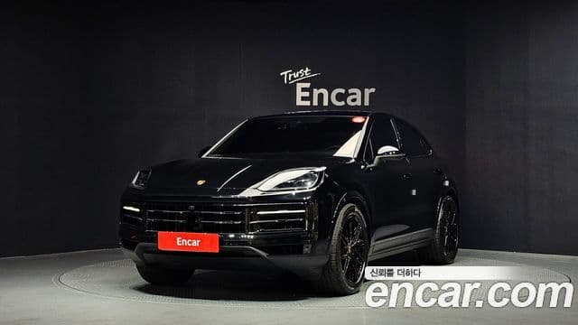 Porsche Cayenne 2025 — ფოტო 1/20