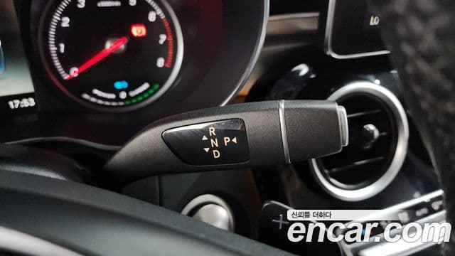 Mercedes-Benz GLC-Class 2018 — ფოტო 8/13