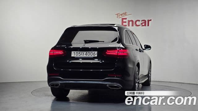Mercedes-Benz GLC-Class 2019 — ფოტო 4/20